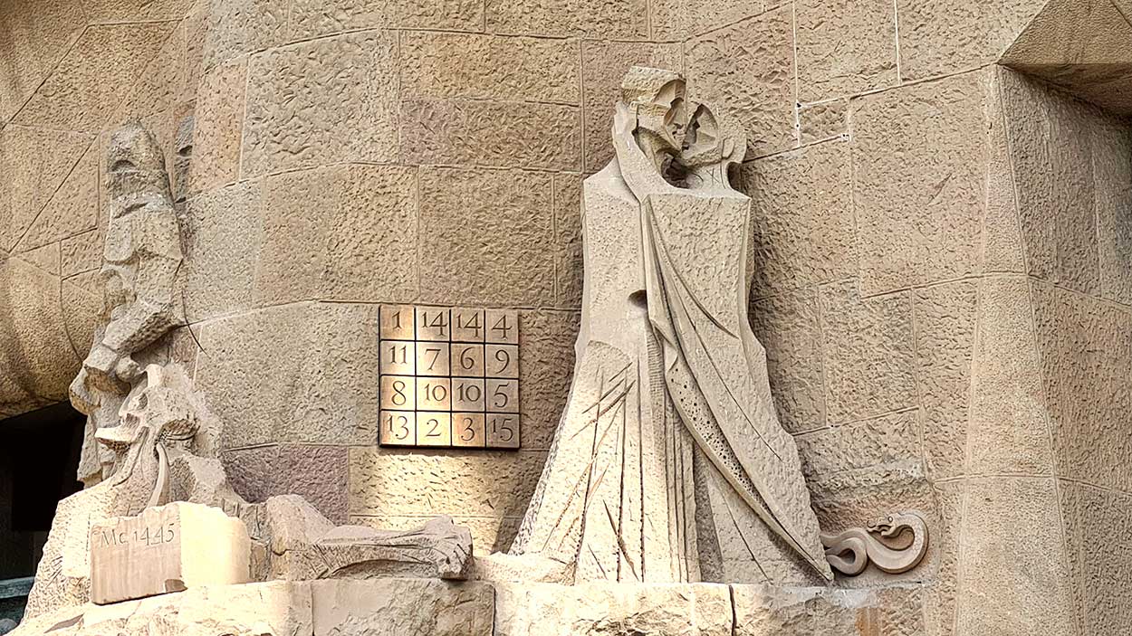 carre magique sagrada familia barcelone