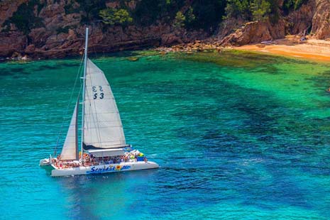 catamaran barcelone