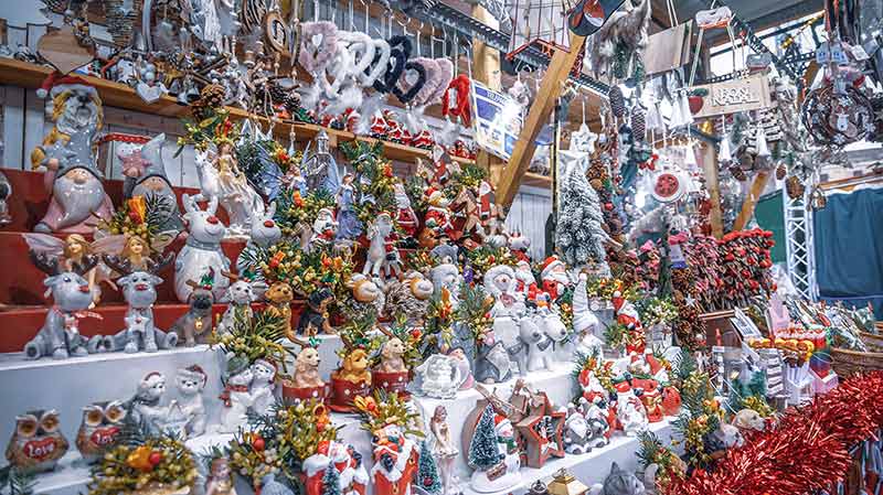 noel-barcelone-marche-jouet