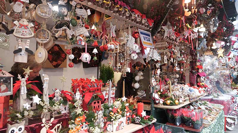 noel-barcelone-marche-stand